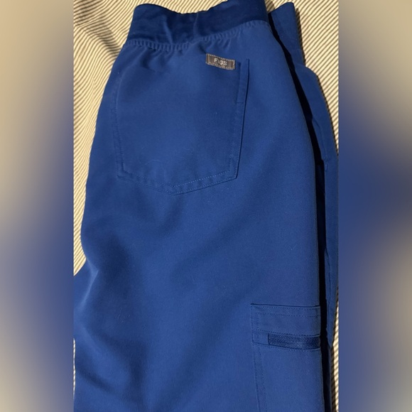 Figs WINNING BLUE Jogger Set - Small - Picture 3 of 5